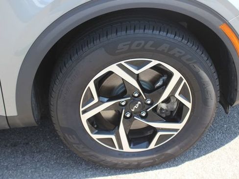 Used 2024 Kia Sportage LX AWD/4WD image 34