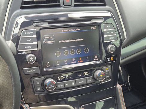 Used 2023 Nissan Maxima SR w/ Sport Mat Group image 24