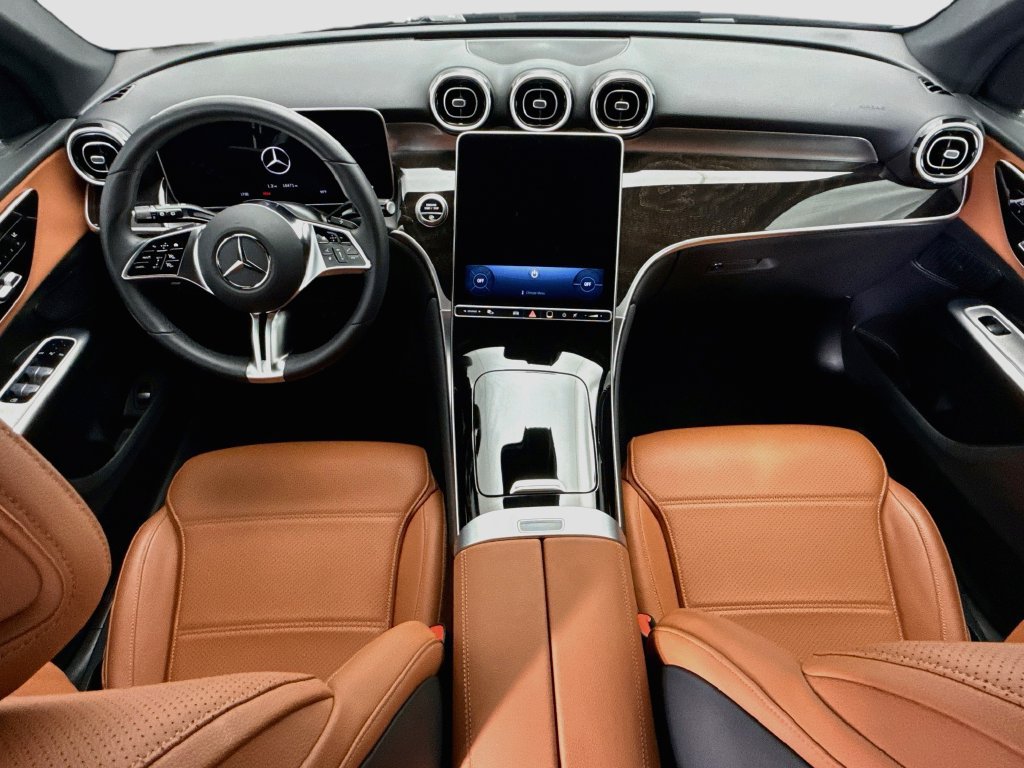 Certified 2026 Mercedes-Benz GLC 300 4MATIC image 13