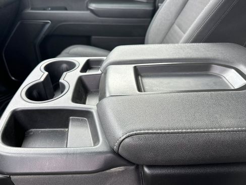 Used 2024 Chevrolet Silverado 1500 LT image 31