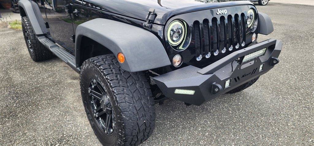 Used 2015 Jeep Wrangler Unlimited Sport w/ Quick Order Package 24S AWD/4WD image 5