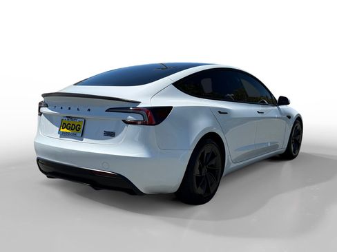 Used 2024 Tesla Model 3 Performance AWD/4WD image 5