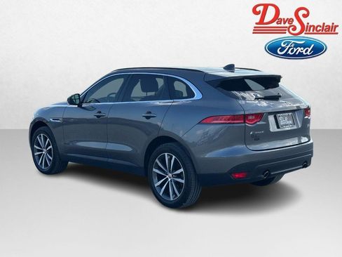 Used 2018 Jaguar F-PACE Prestige AWD/4WD image 9