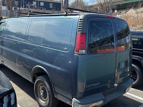 Used 1999 Chevrolet Express 3500 Extended RWD image 3