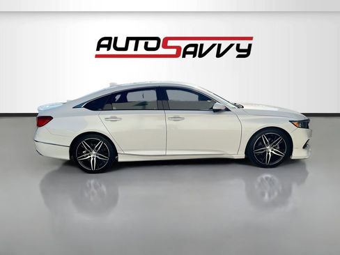 Used 2022 Honda Accord Touring image 8