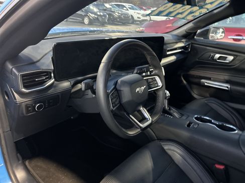Used 2024 Ford Mustang Premium image 13