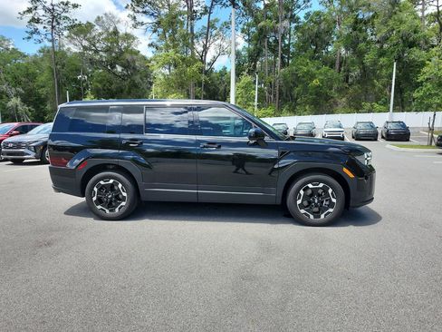 Used 2025 Hyundai Santa Fe SE FWD image 6