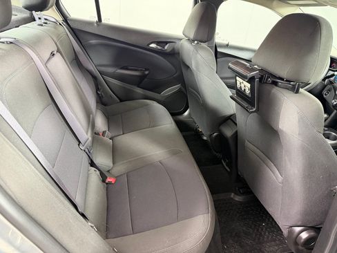 Used 2017 Chevrolet Cruze LT w/ Convenience Package FWD image 19