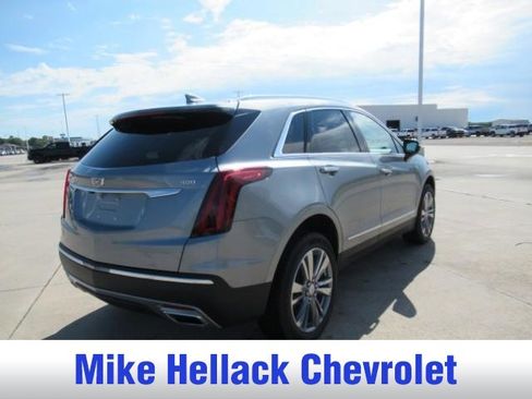Used 2025 Cadillac XT5 Premium Luxury image 3