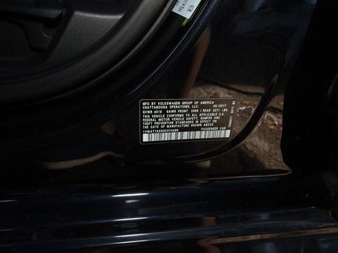 Used 2017 Volkswagen Passat 1.8T S image 27