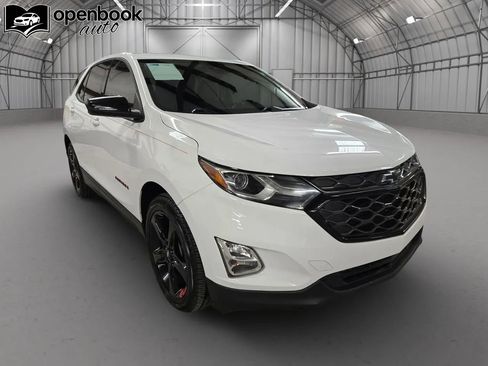 Used 2020 Chevrolet Equinox LT FWD image 3