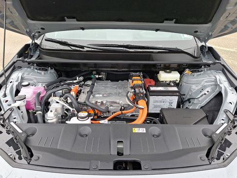 Used 2026 Toyota C-HR AWD/4WD image 26