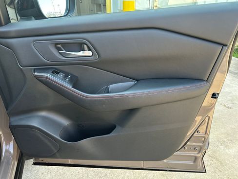 Used 2025 Nissan Rogue Rock Creek w/ Rock Creek Premium Package AWD/4WD image 40