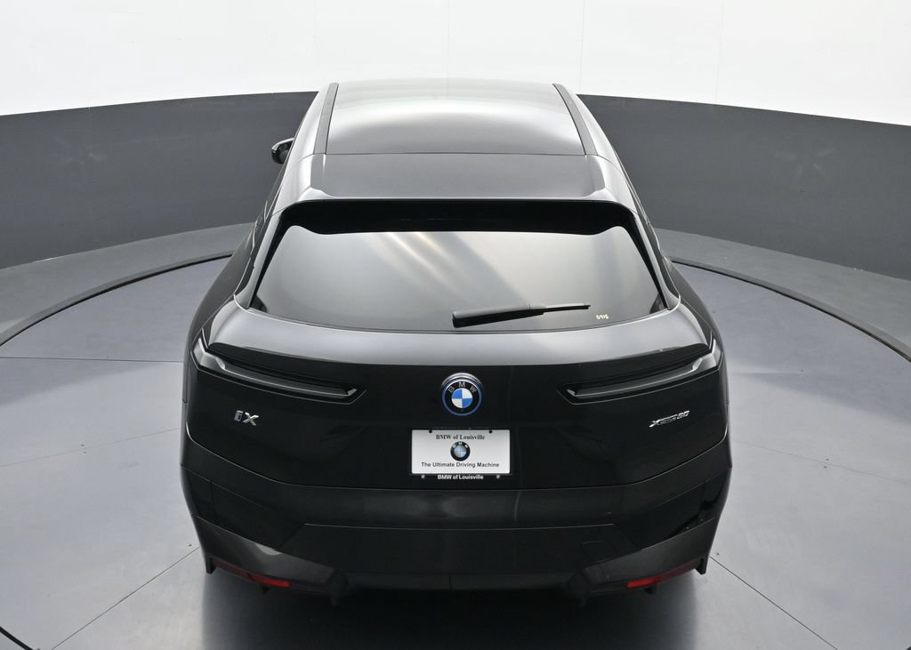 Used 2024 BMW iX xDrive50 w/ Sport Package AWD/4WD image 35
