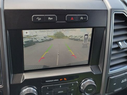 Used 2018 Ford F150 XLT w/ Equipment Group 302A Luxury AWD/4WD image 26