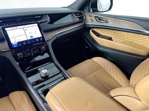 Used 2023 Jeep Grand Cherokee L Summit w/ Advanced Protech Group IV image 25