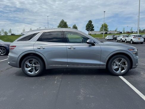 Used 2026 Genesis GV70 2.5T Advanced image 2