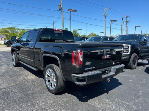 Used 2018 GMC Sierra 1500 Denali w/ Denali Ultimate Package AWD/4WD image 13