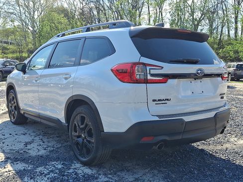 Certified 2025 Subaru Ascent Bronze Edition AWD/4WD image 6