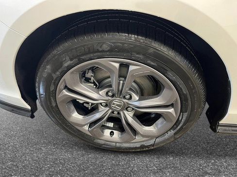 New 2026 Honda Accord EX-L image 12