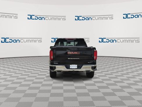 Used 2022 GMC Sierra 1500 SLT w/ SLT Premium Plus Package AWD/4WD image 7