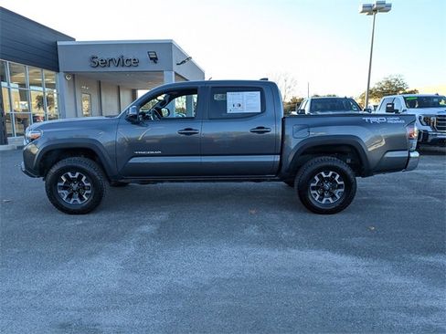Used 2023 Toyota Tacoma SR5 image 9
