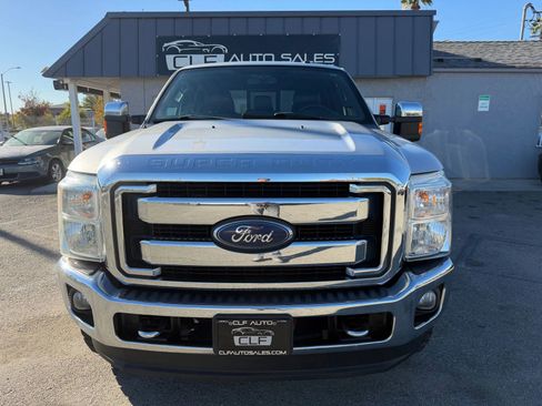 Used 2015 Ford F250 Lariat w/ Lariat Ultimate Package image 2