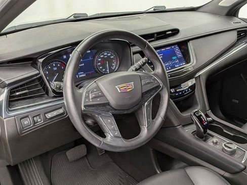 Certified 2023 Cadillac XT5 Premium Luxury w/ Technology Package image 9