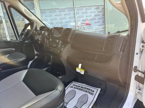 Used 2026 RAM ProMaster 2500 w/ Convenience Group FWD image 35