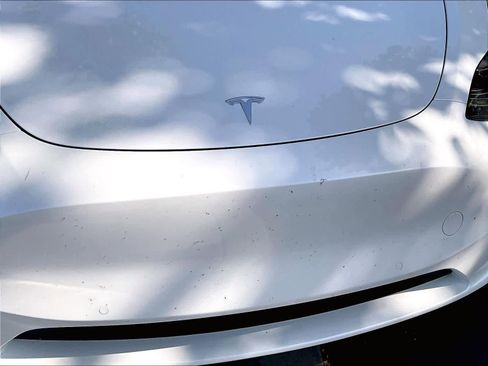 Used 2022 Tesla Model Y Performance AWD/4WD image 31