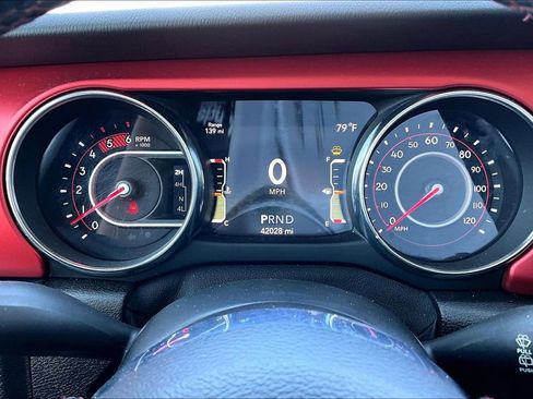 Certified 2021 Jeep Wrangler Unlimited Rubicon AWD/4WD image 8