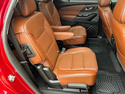 Used 2018 Chevrolet Traverse High Country image 23