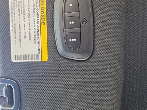 Used 2020 Chrysler Pacifica Touring-L w/ Advanced Safetytec Group FWD image 26