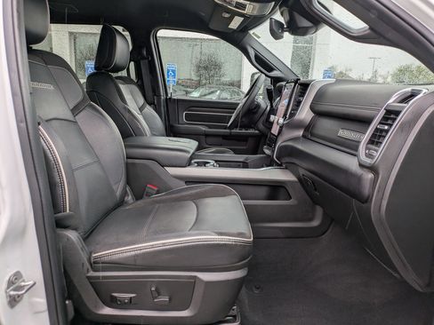 Used 2025 RAM 2500 Laramie image 31