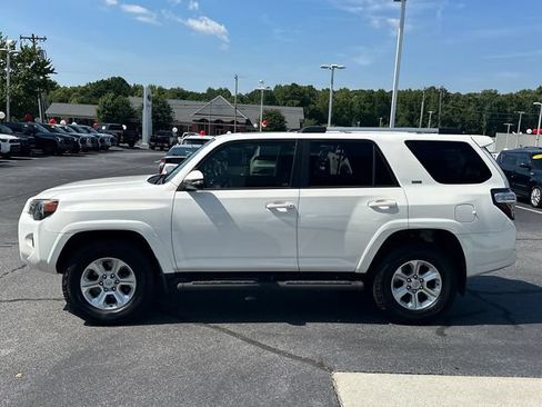 Used 2019 Toyota 4Runner SR5 Premium AWD/4WD image 7