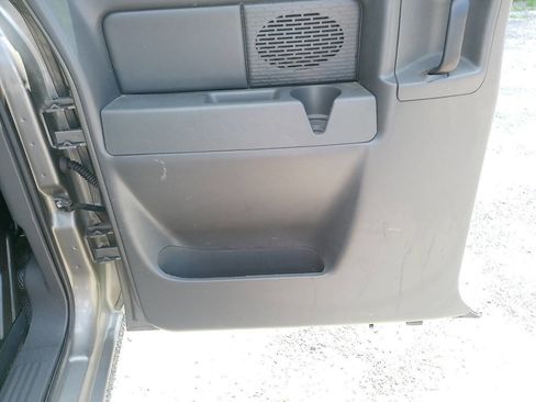 Used 2006 Chevrolet Silverado 2500 W/T w/ Skid Plate Package AWD/4WD image 32