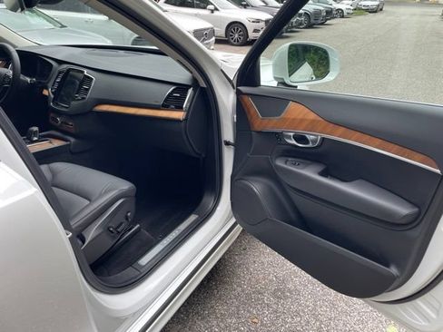 Certified 2025 Volvo XC90 T8 Plus w/ Protection Package Premier AWD/4WD image 14