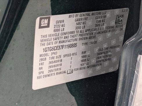 Used 2015 GMC Canyon SLT image 24