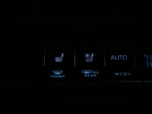 Used 2024 Toyota Crown AWD/4WD image 22