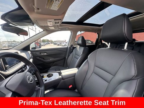 Certified 2025 Nissan Rogue SV w/ SV Premium Package FWD image 14