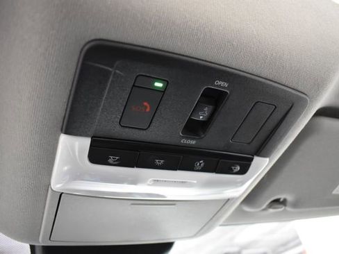 Certified 2023 Nissan Sentra SR w/ SR Premium Package image 37