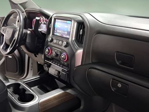 Used 2020 Chevrolet Silverado 1500 LT Trail Boss AWD/4WD image 22