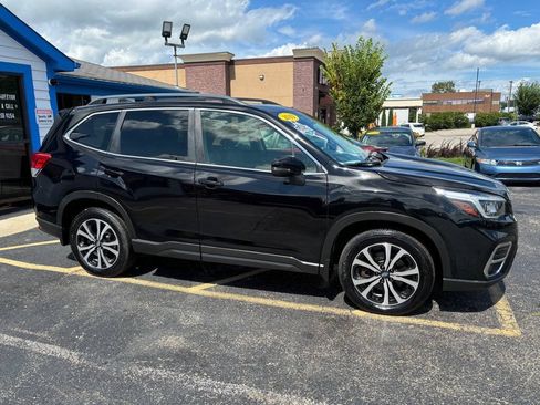 Used 2019 Subaru Forester Limited w/ Popular Package #3 AWD/4WD image 3