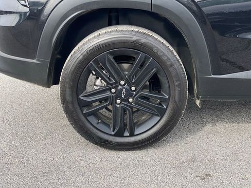 Used 2025 Chevrolet Trax ACTIV w/ Sunroof Package image 8