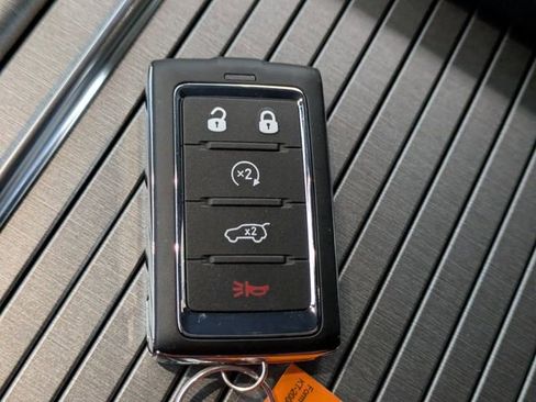 New 2026 Jeep Grand Wagoneer L 2WD image 30