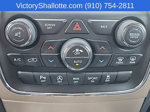 Used 2017 Jeep Grand Cherokee Limited AWD/4WD image 7