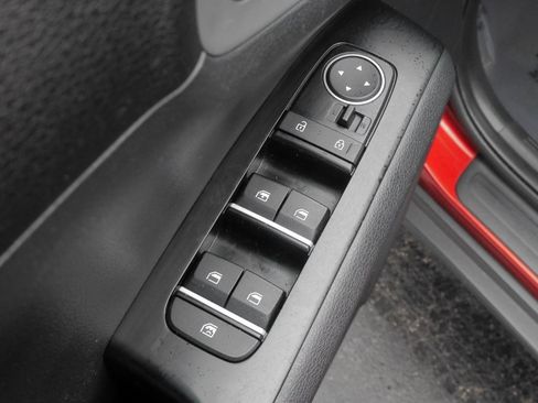 Used 2020 Kia Soul LX image 10