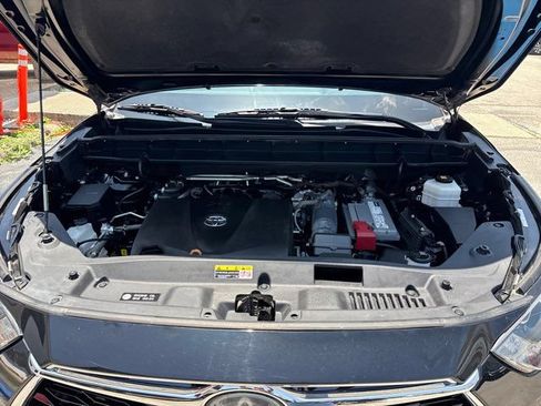 Used 2020 Toyota Highlander Limited FWD image 71