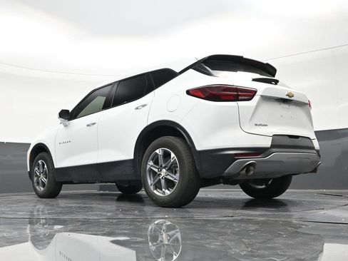 Used 2023 Chevrolet Blazer LT FWD image 22