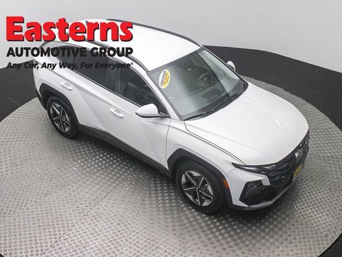 Used 2026 Hyundai Tucson SEL FWD image 3